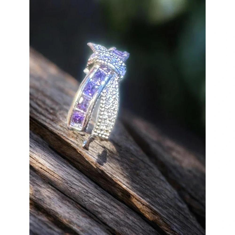 Sparkling Ring Amethyst Cubic Zirconia Sterling Silver Statement Ring Size 7.5 - Picture 3 of 4
